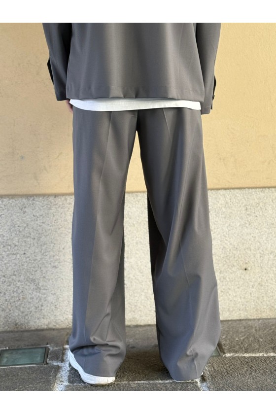 I'M BRIAN - PANTALONE...